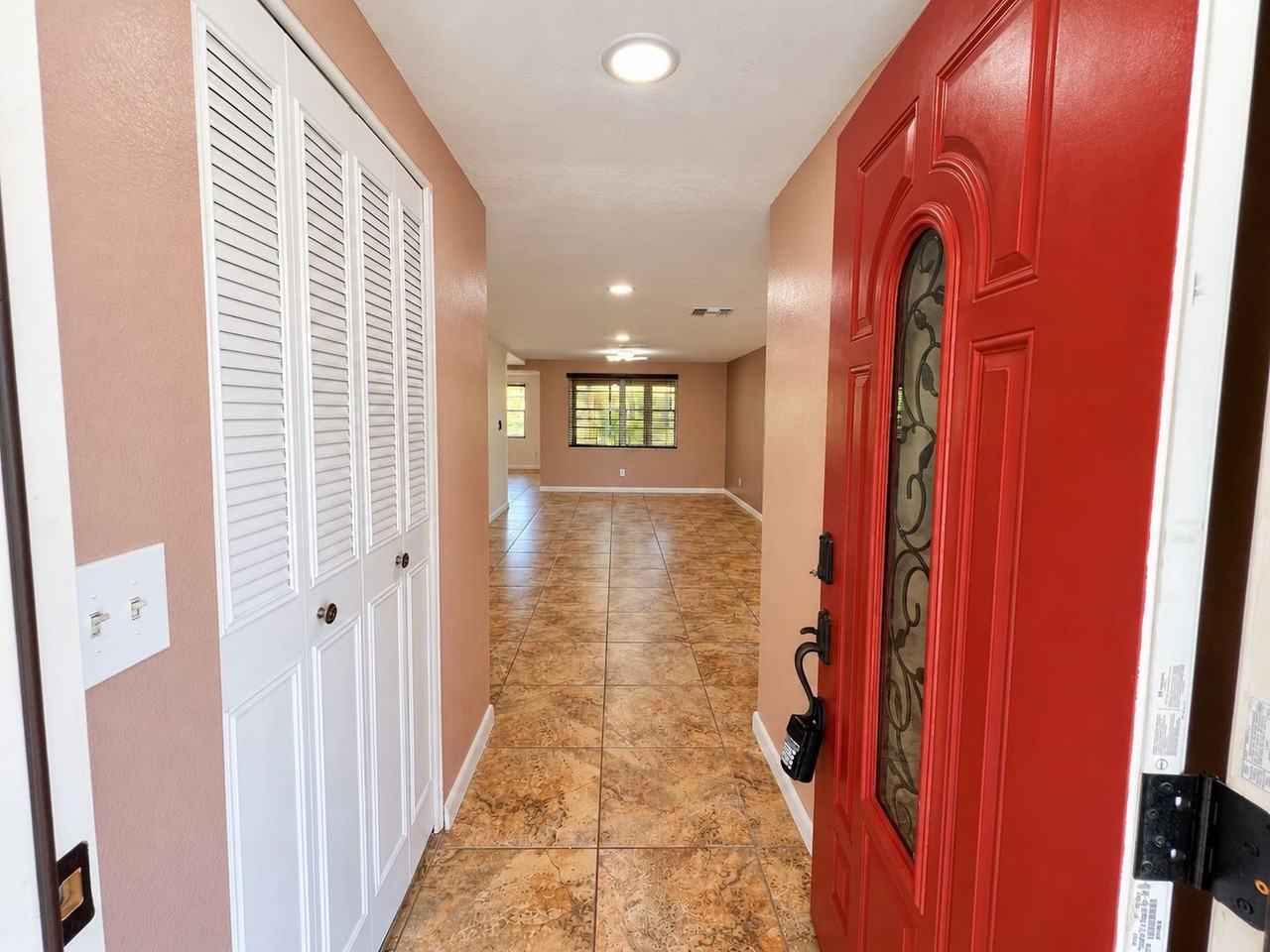 7225 Isle Dr - Photo 5 of 28