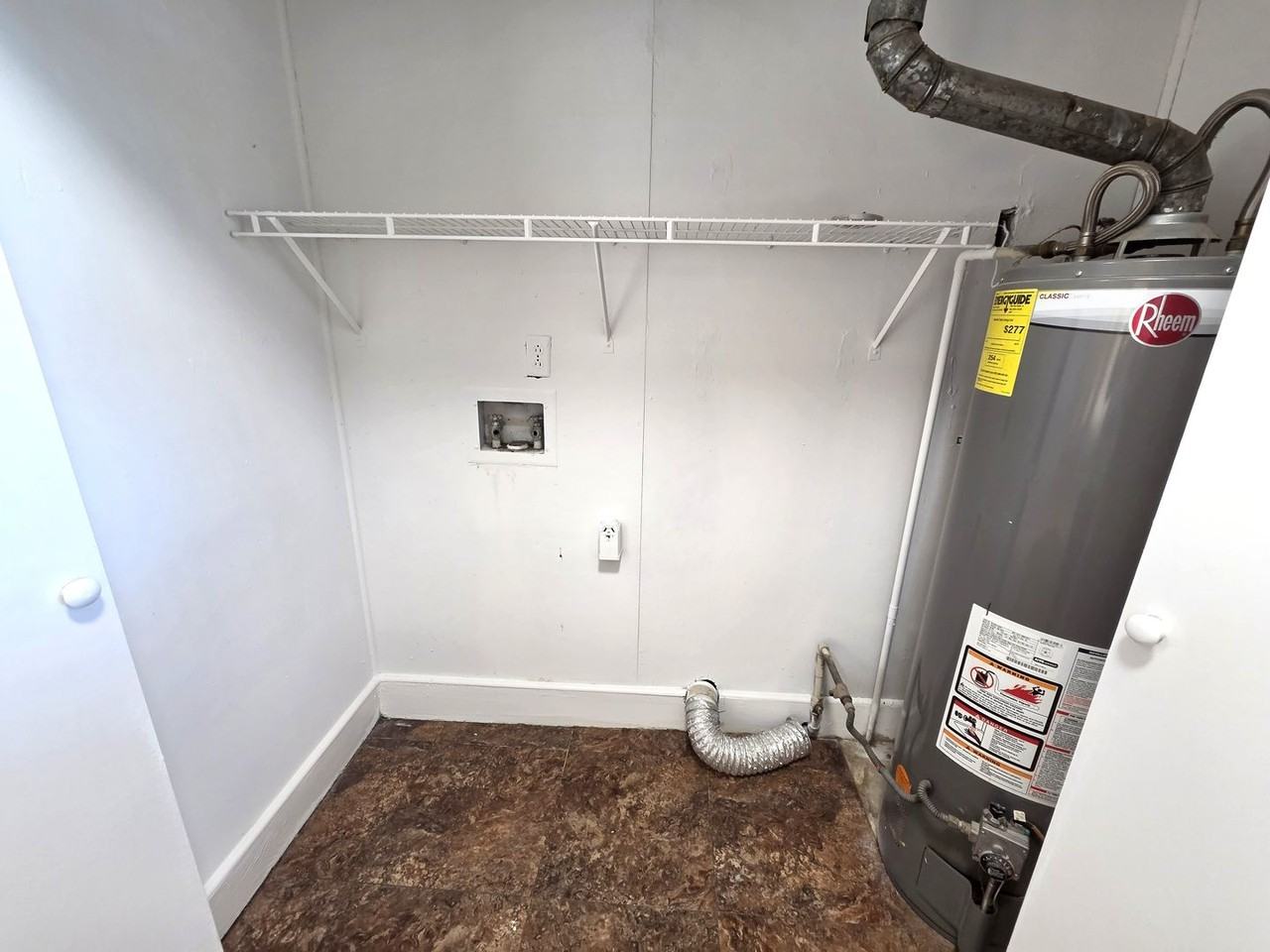 2456 Lanecrest Dr - Photo 6 of 15