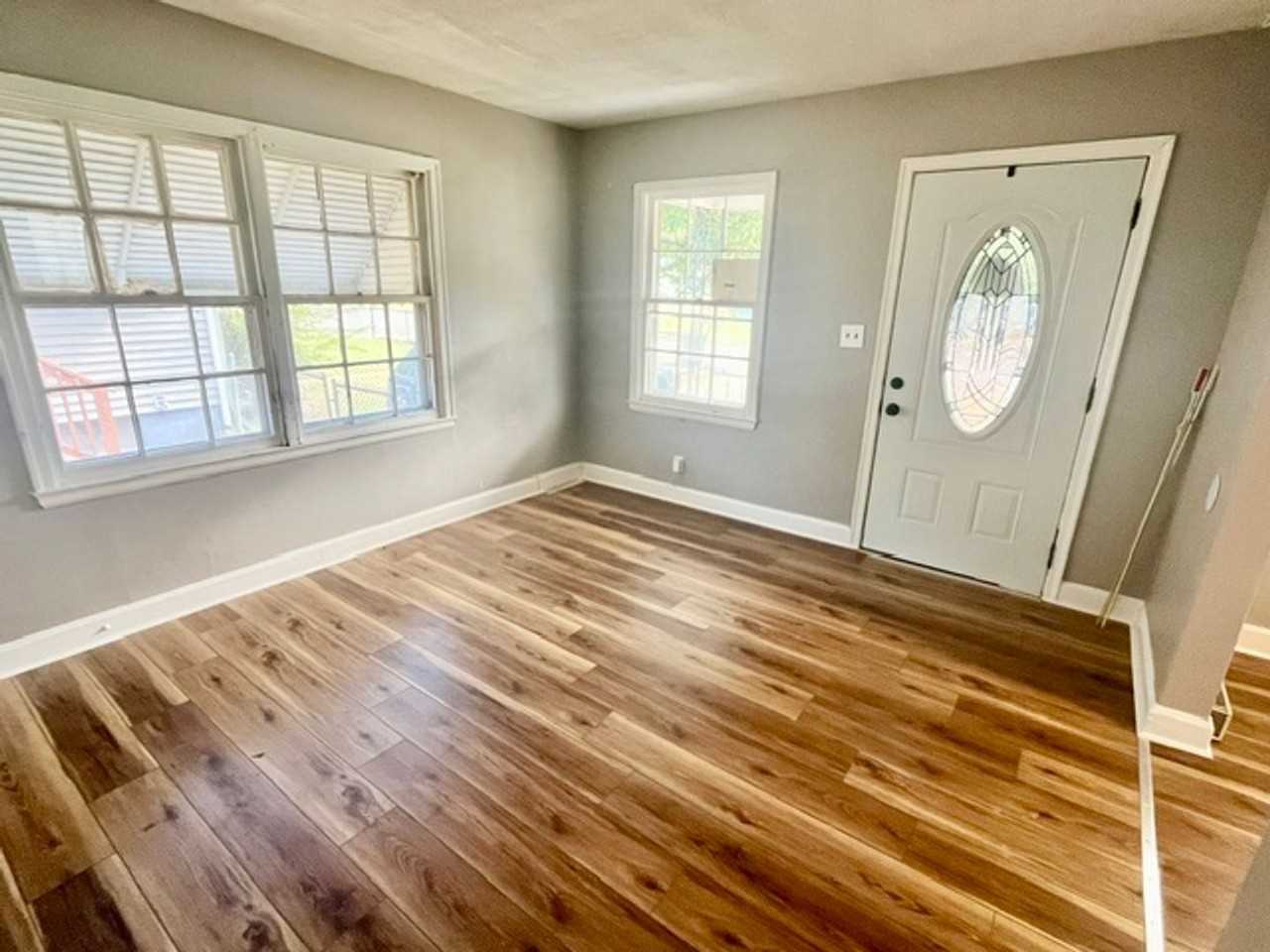 1315 Weyler Ave - Photo 6 of 28