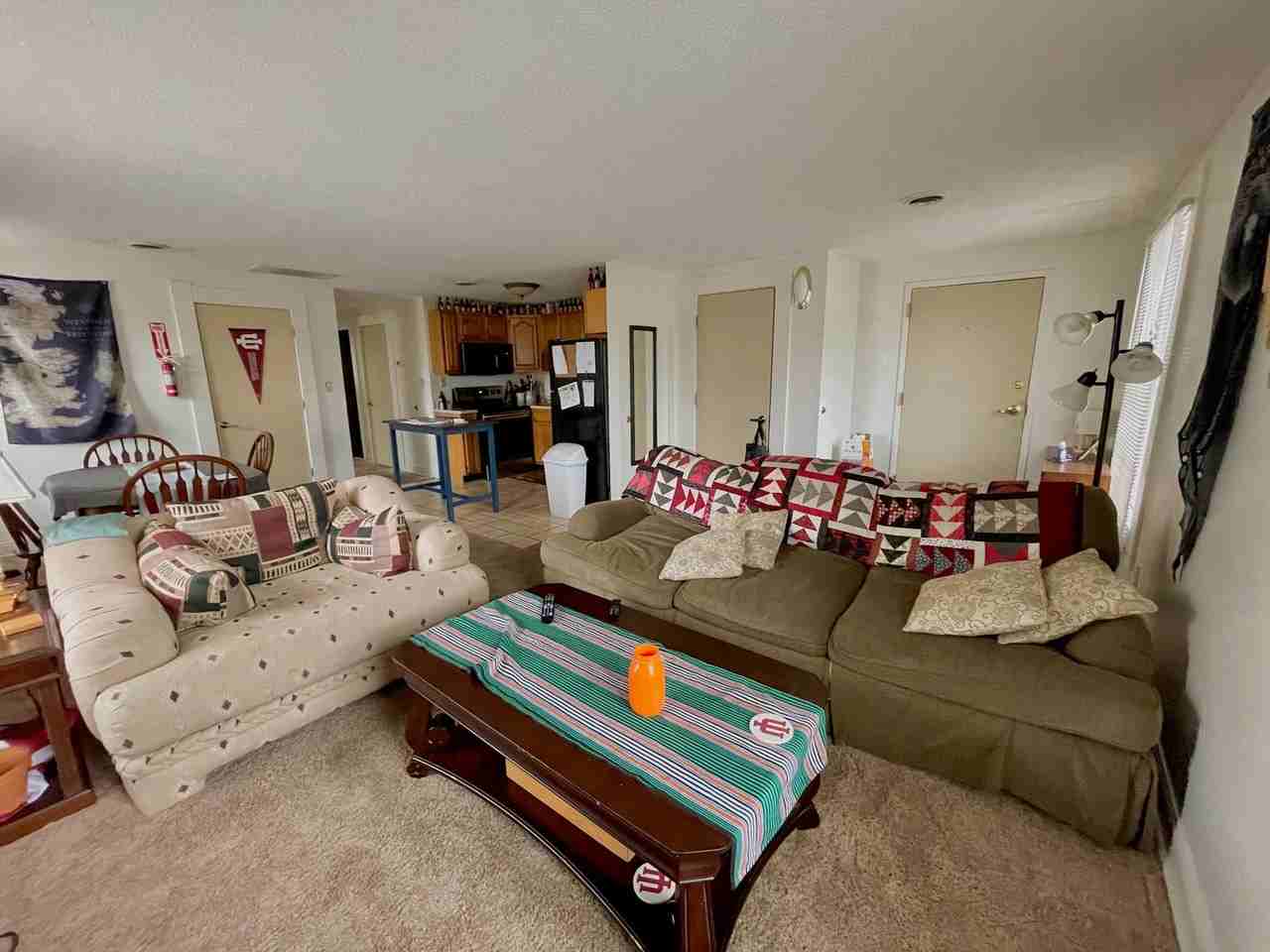 606 N Grant St - Photo 3 of 12