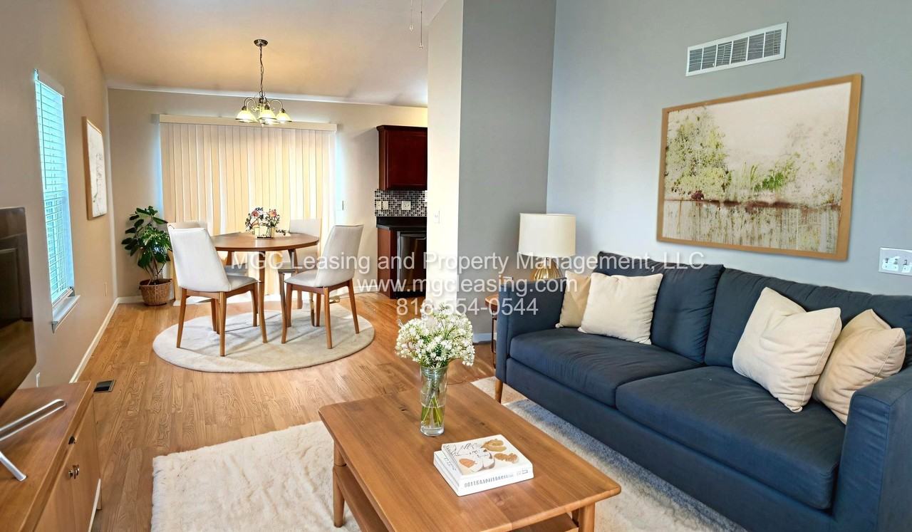 8426 N Ava Ave - Photo 2 of 18
