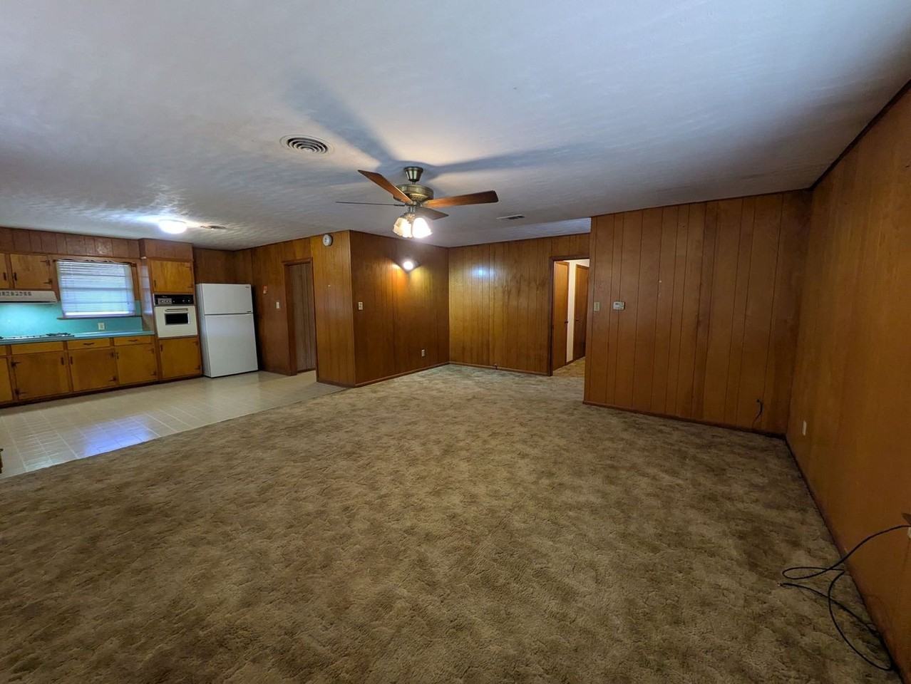 6222 Hazel Ave - Photo 4 of 13