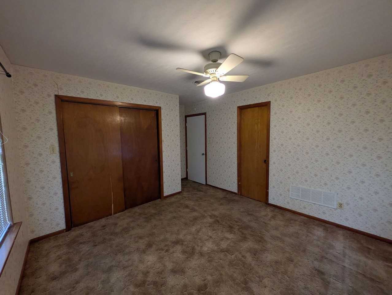 6222 Hazel Ave - Photo 6 of 13