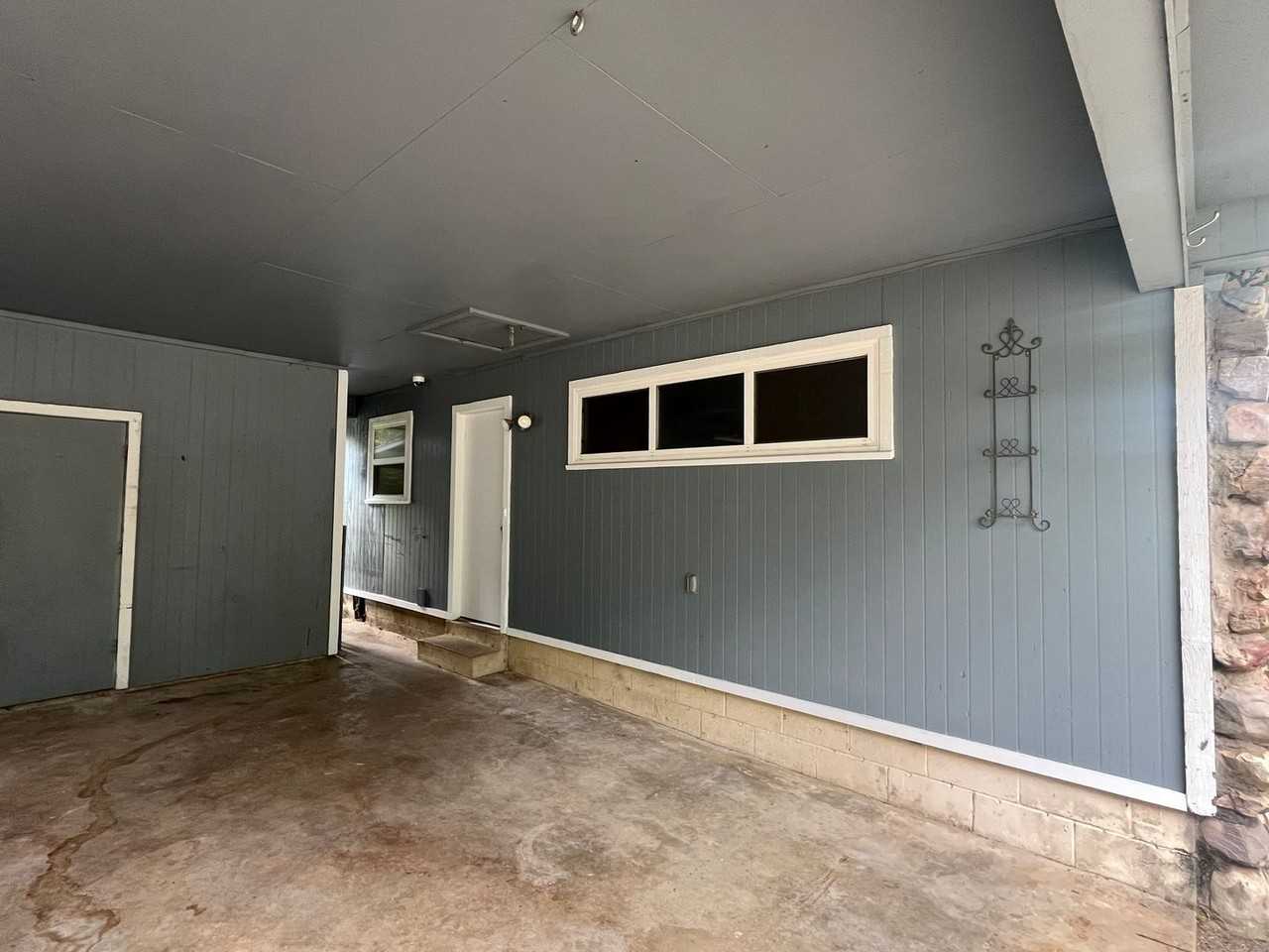 8 Lybrand Dr - Photo 4 of 36
