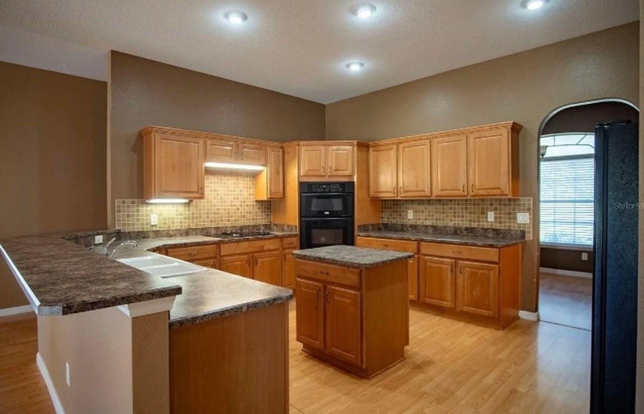 3877 Se 43rd Cir - Photo 5 of 8