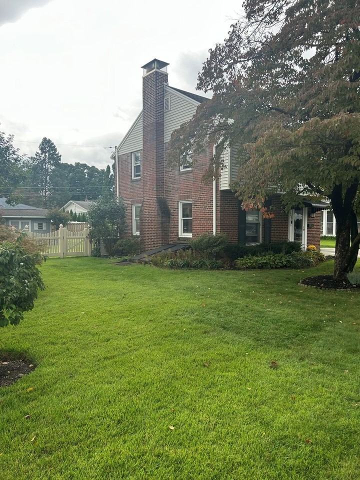 1299 Letchworth Rd - Photo 2 of 20