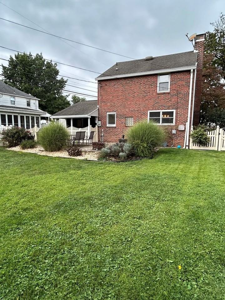 1299 Letchworth Rd - Photo 3 of 20