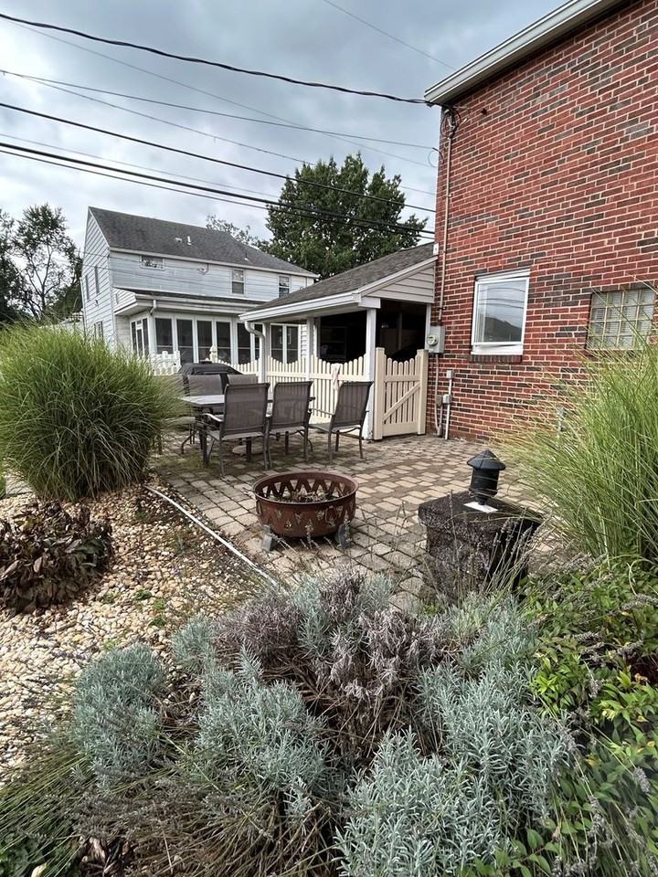 1299 Letchworth Rd - Photo 4 of 20