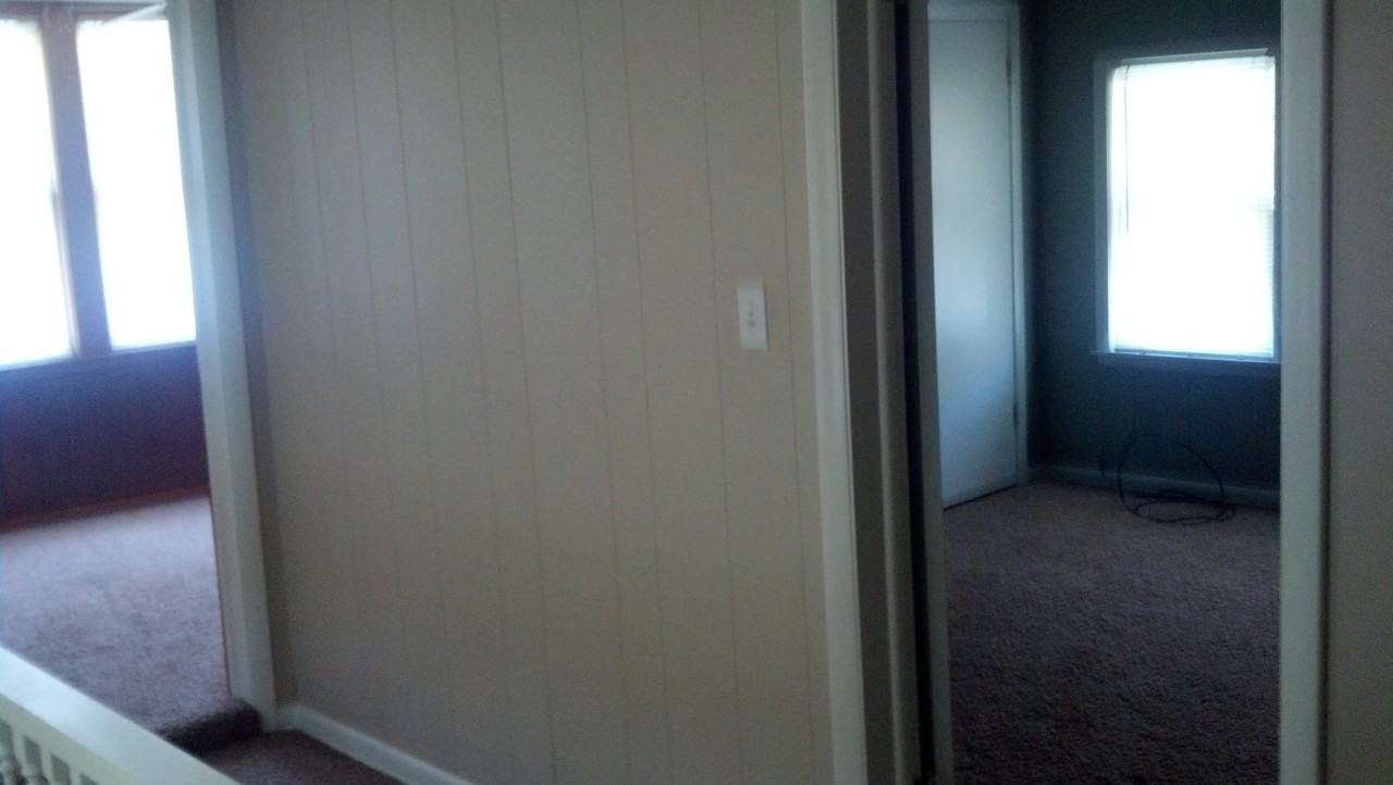 10628 E Kentucky Ave - Photo 3 of 40