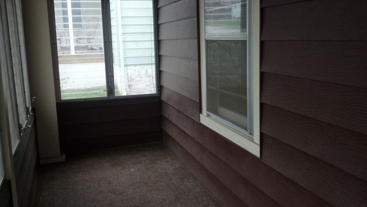 10628 E Kentucky Ave - Photo 6 of 40
