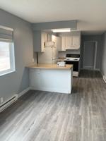 featured image of 202 7th Ave W