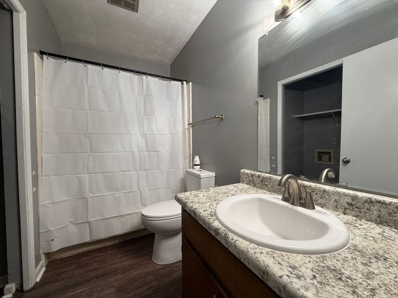 720 Pointe Ct - Photo 6 of 7