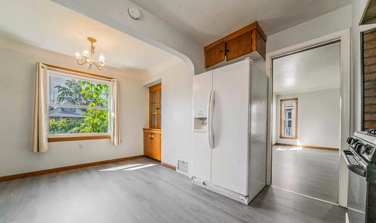9107 S Highland Ave - Photo 2 of 27