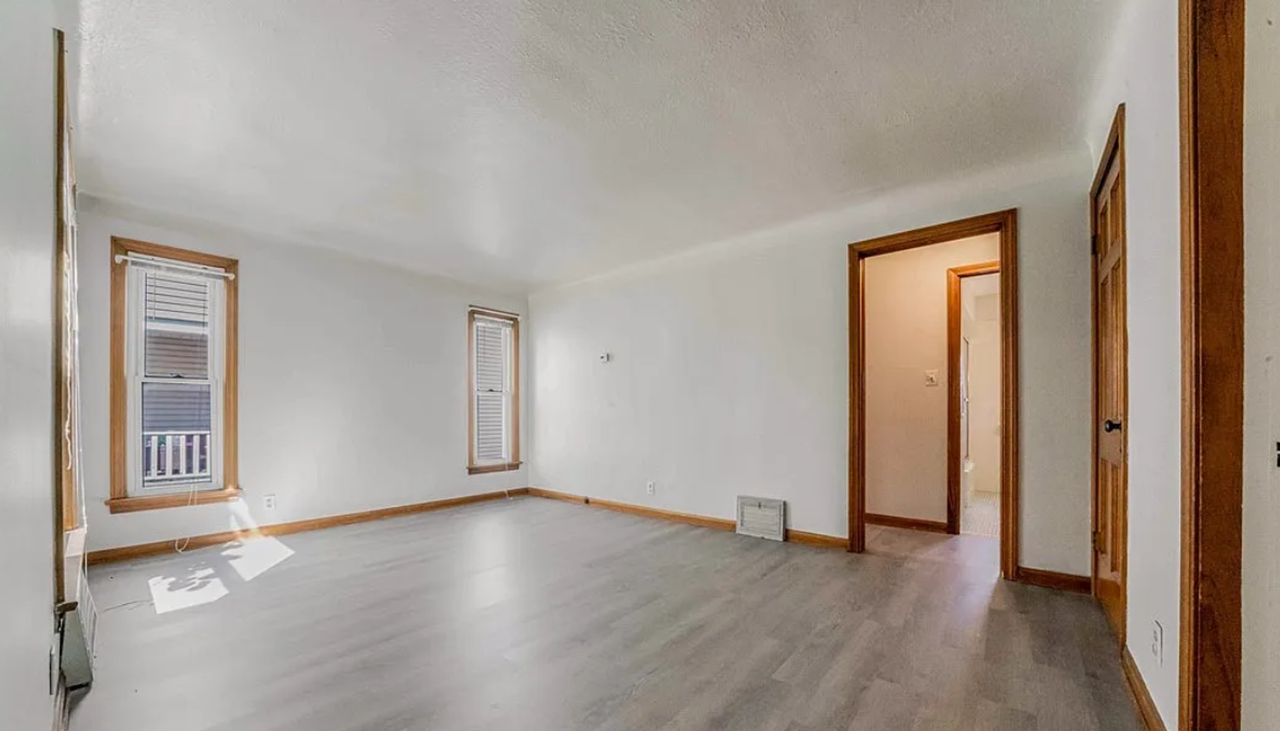 9107 S Highland Ave - Photo 6 of 27