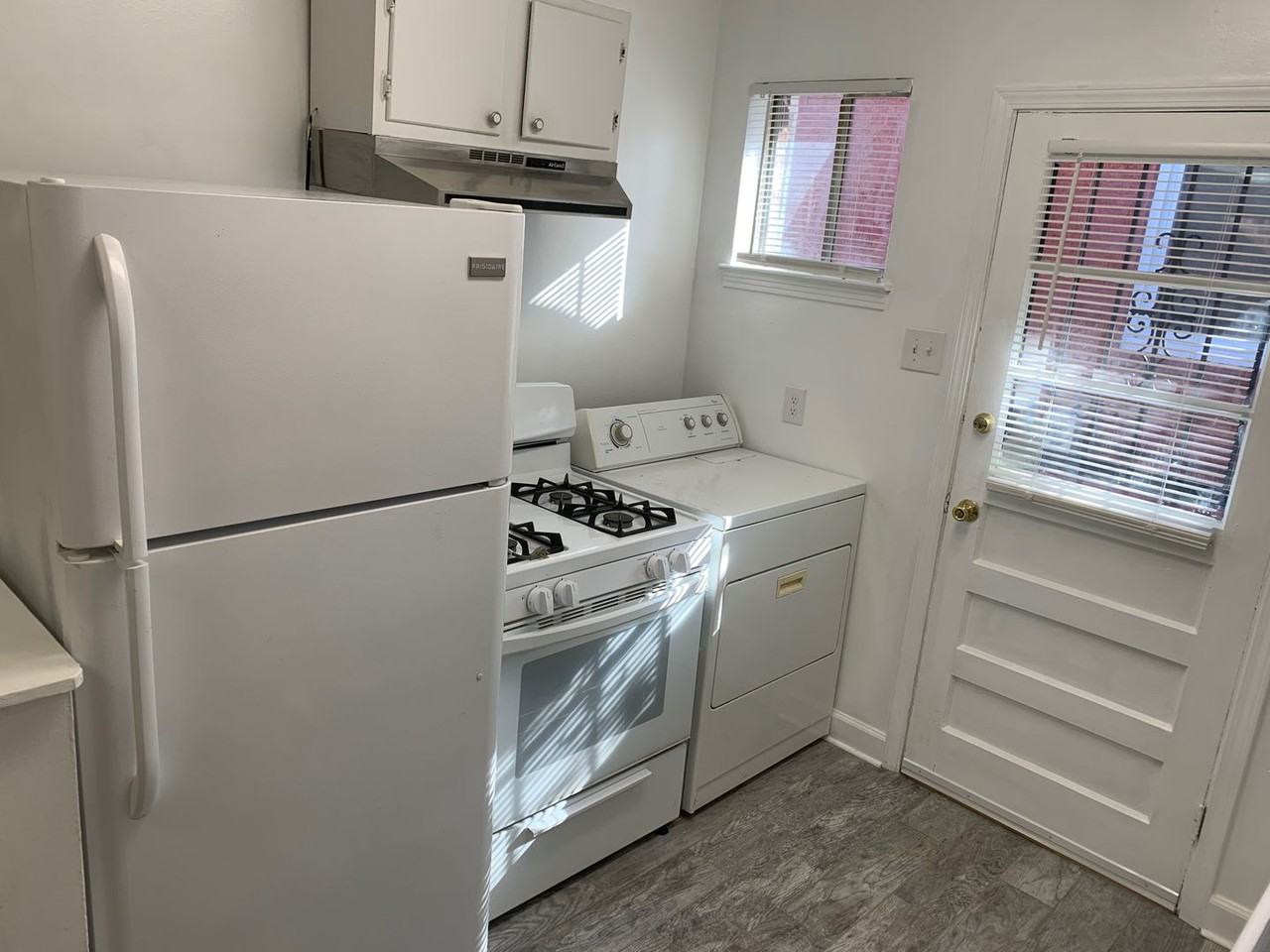 267 Williford St - Photo 2 of 14