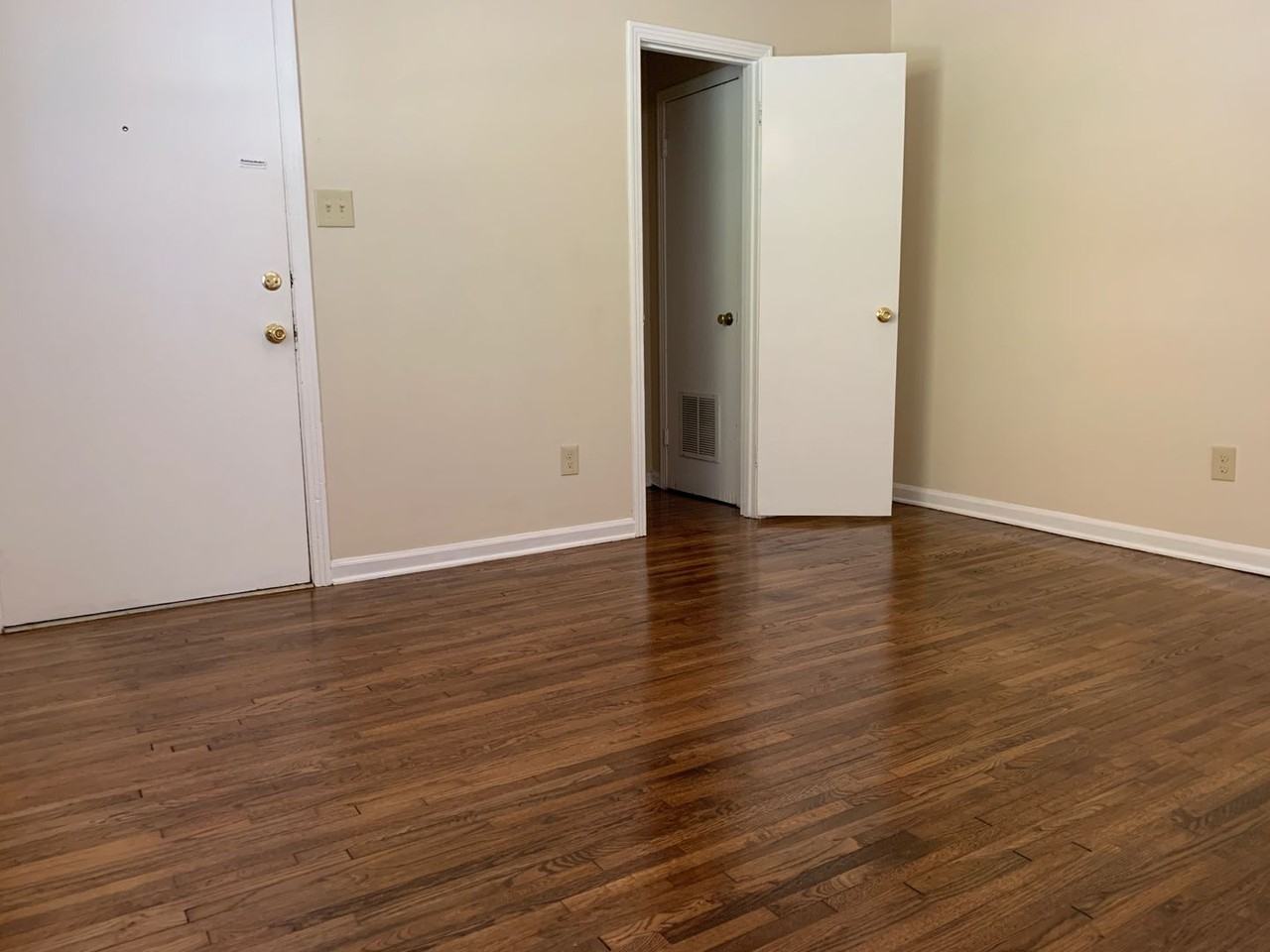 267 Williford St - Photo 3 of 14