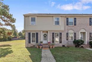 416 Kirkcaldy Ct - Photo 1 of 1