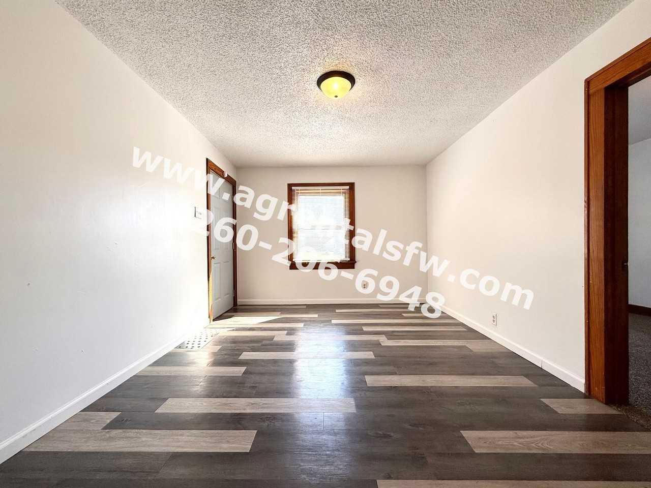 1315 Schilling Ave - Photo 3 of 13