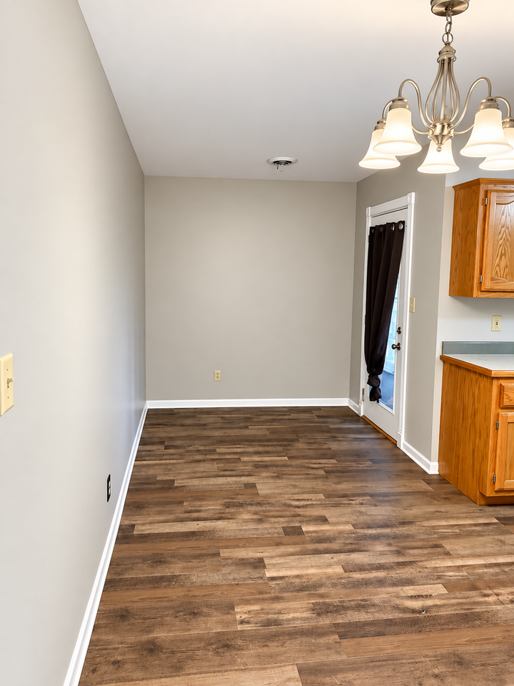 401 Clydesdale Dr - Photo 4 of 12