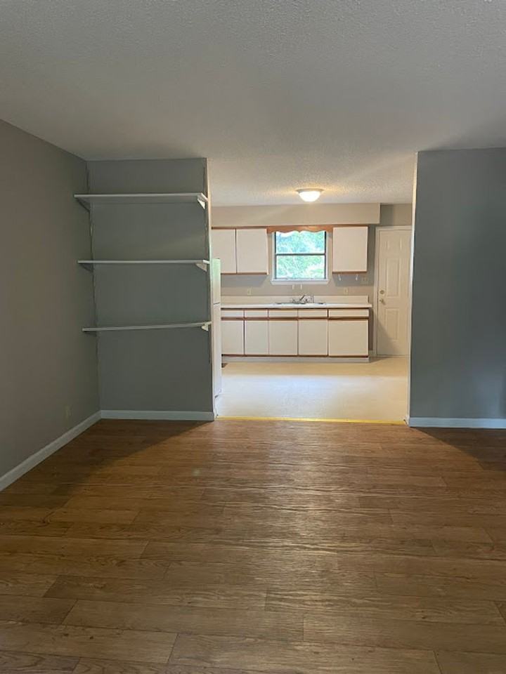 347 Keller Rd - Photo 3 of 7