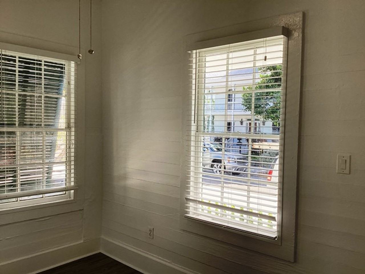 727 Southard St - Photo 3 of 16