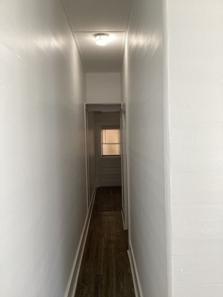 727 Southard St - Photo 5 of 16