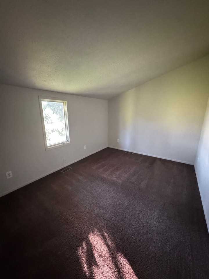1326 Lofton Way - Photo 7 of 9