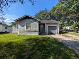 102 Amaryliss Ave - Photo 1 of 1