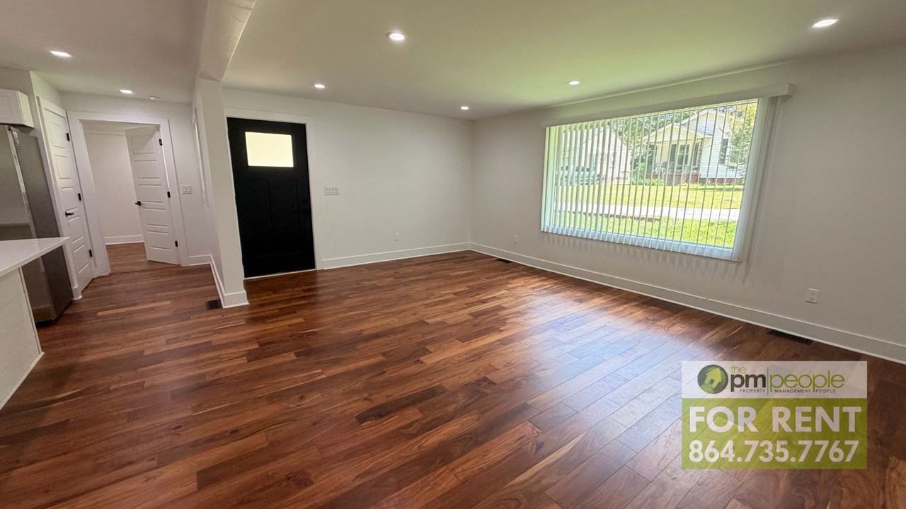 108 Saint Lo Cir - Photo 2 of 13