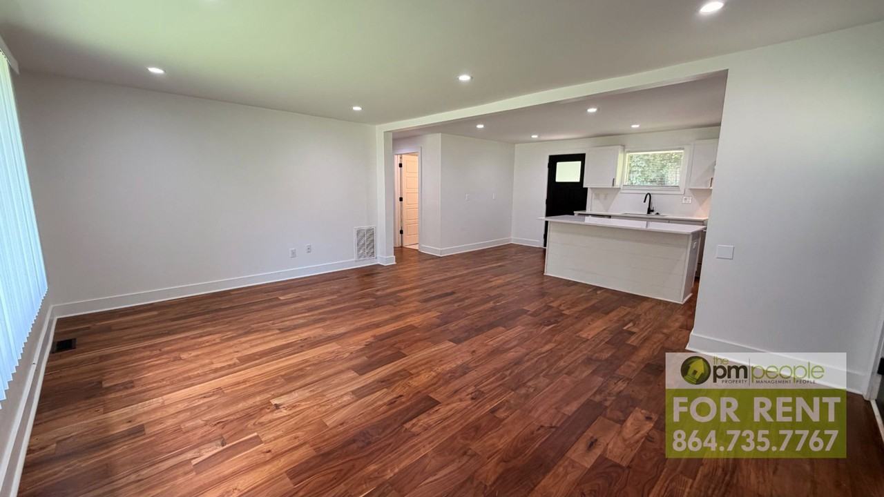 108 Saint Lo Cir - Photo 3 of 13