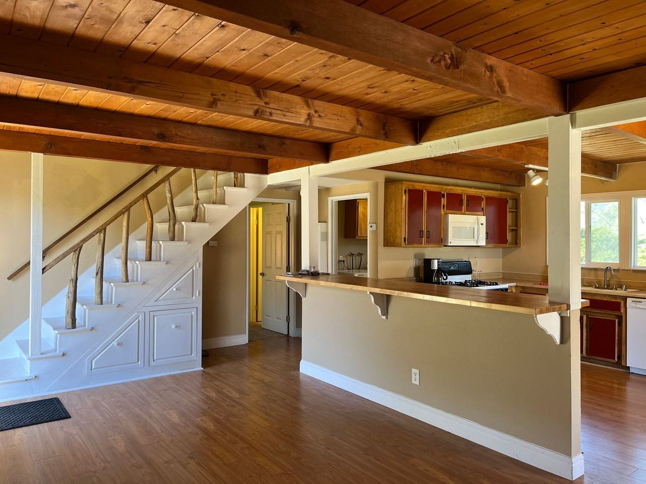 26521 Brian Pl - Photo 4 of 11