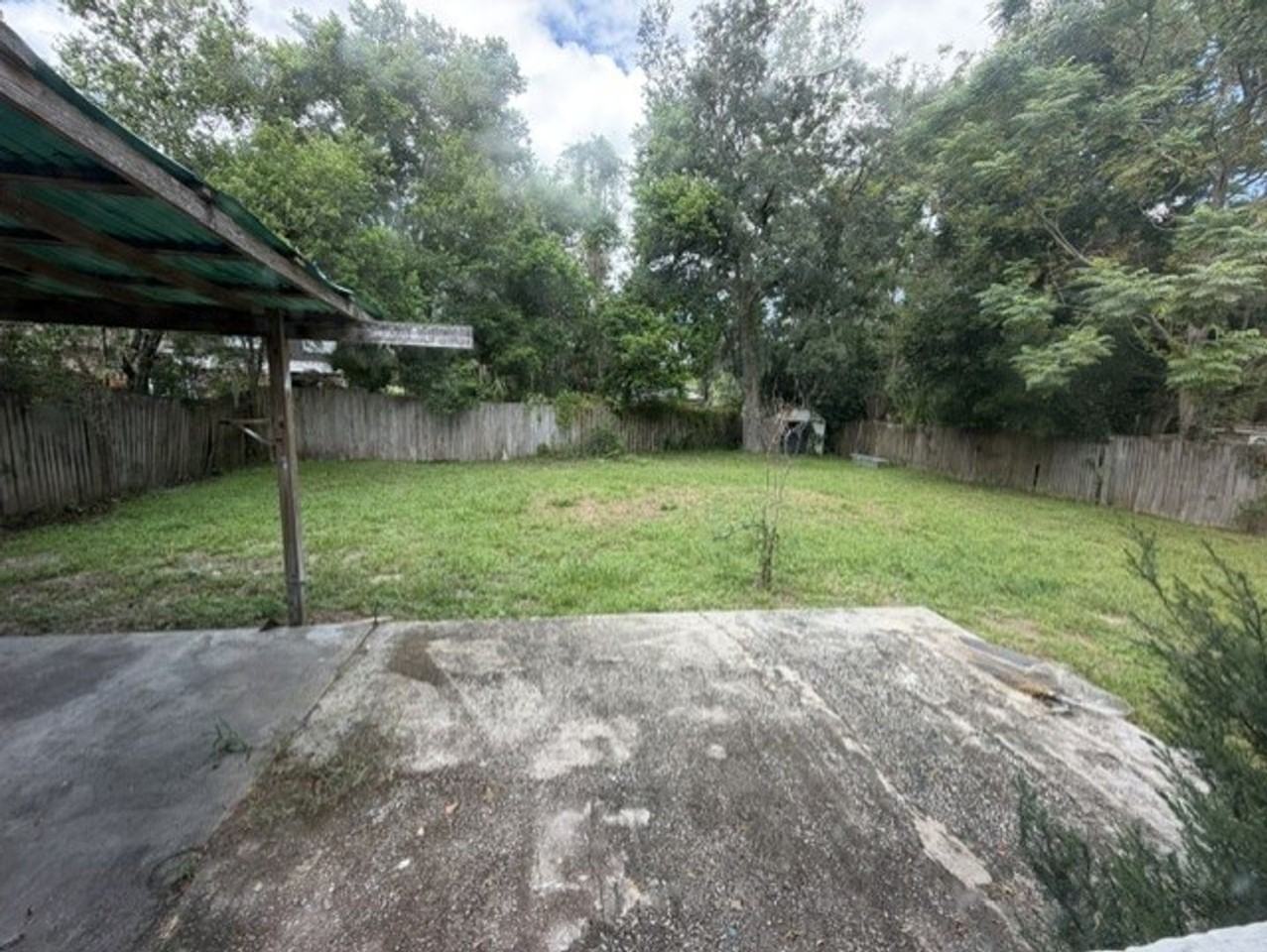 2318 Townsend Blvd - Photo 2 of 18