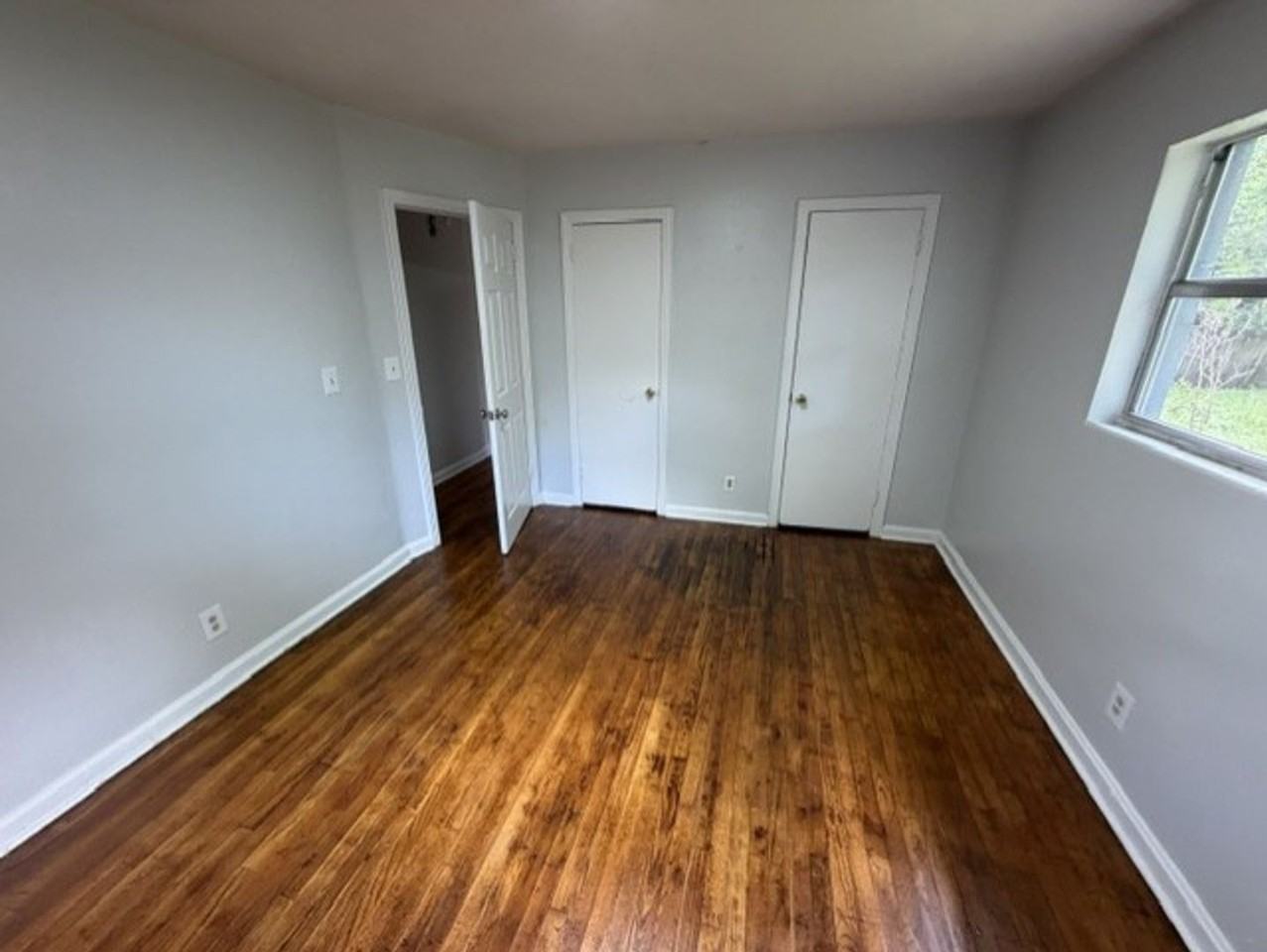 2318 Townsend Blvd - Photo 5 of 18