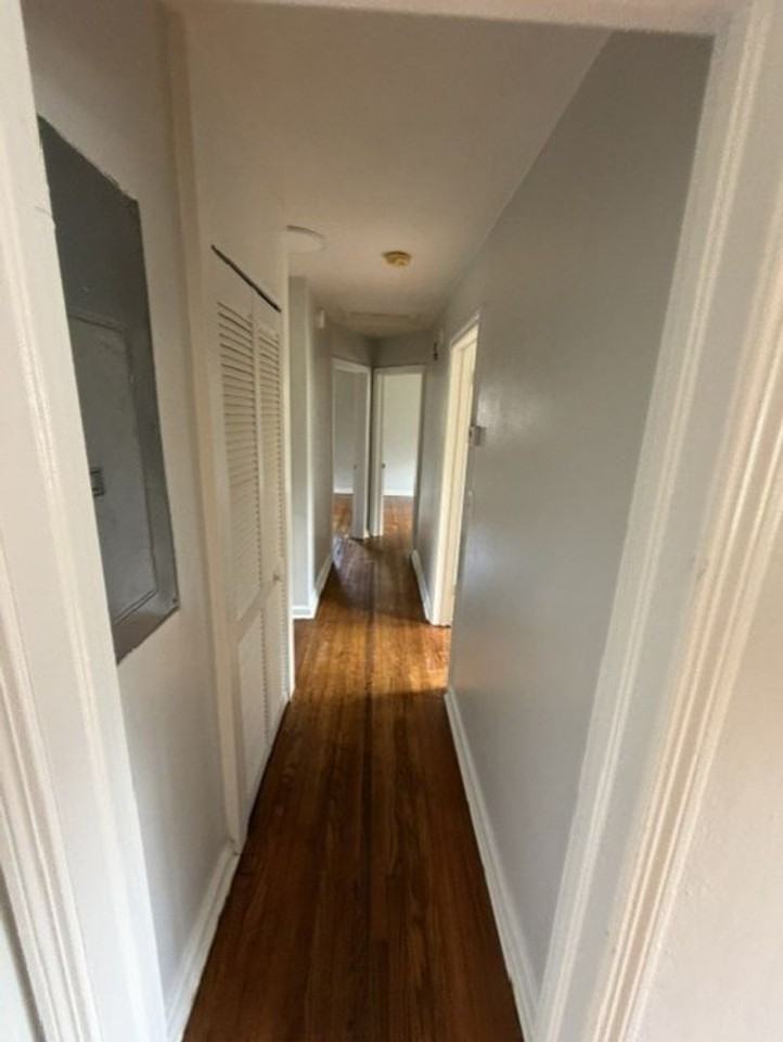 2318 Townsend Blvd - Photo 6 of 18