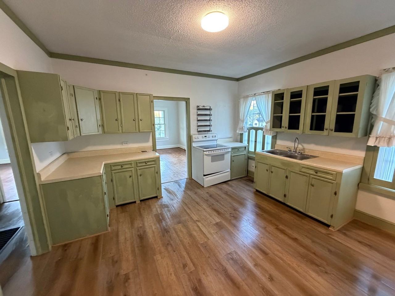 3 S Terrace Ave Se - Photo 4 of 13