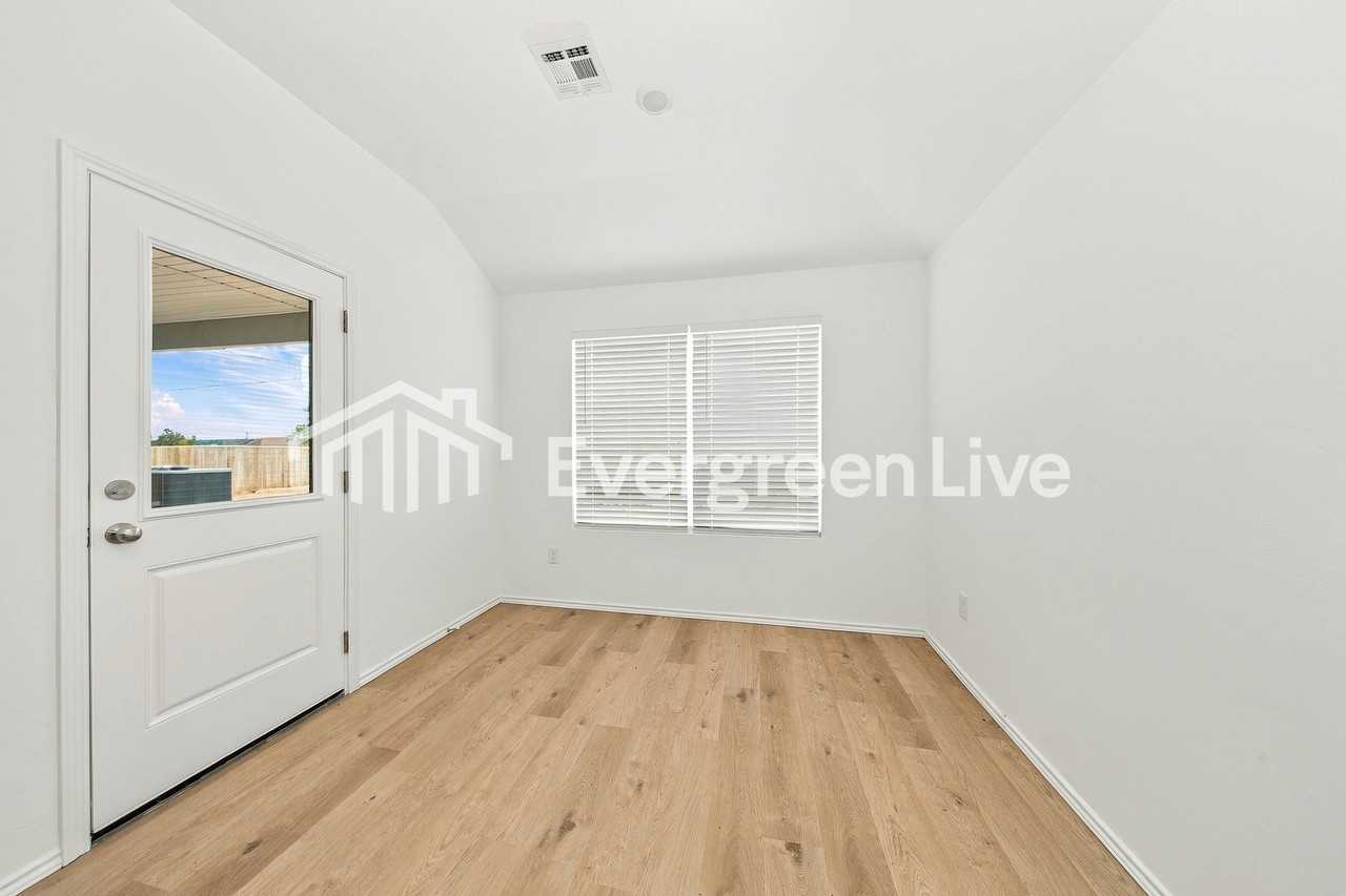 40969 Shawnee Meadows Dr - Photo 7 of 16