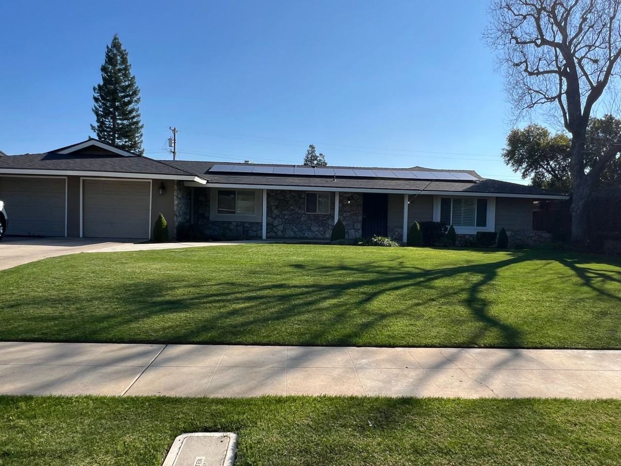 1081 W Stuart Ave - Photo 3 of 33