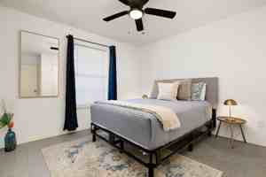 featured image of 1400 Del Oro Ln