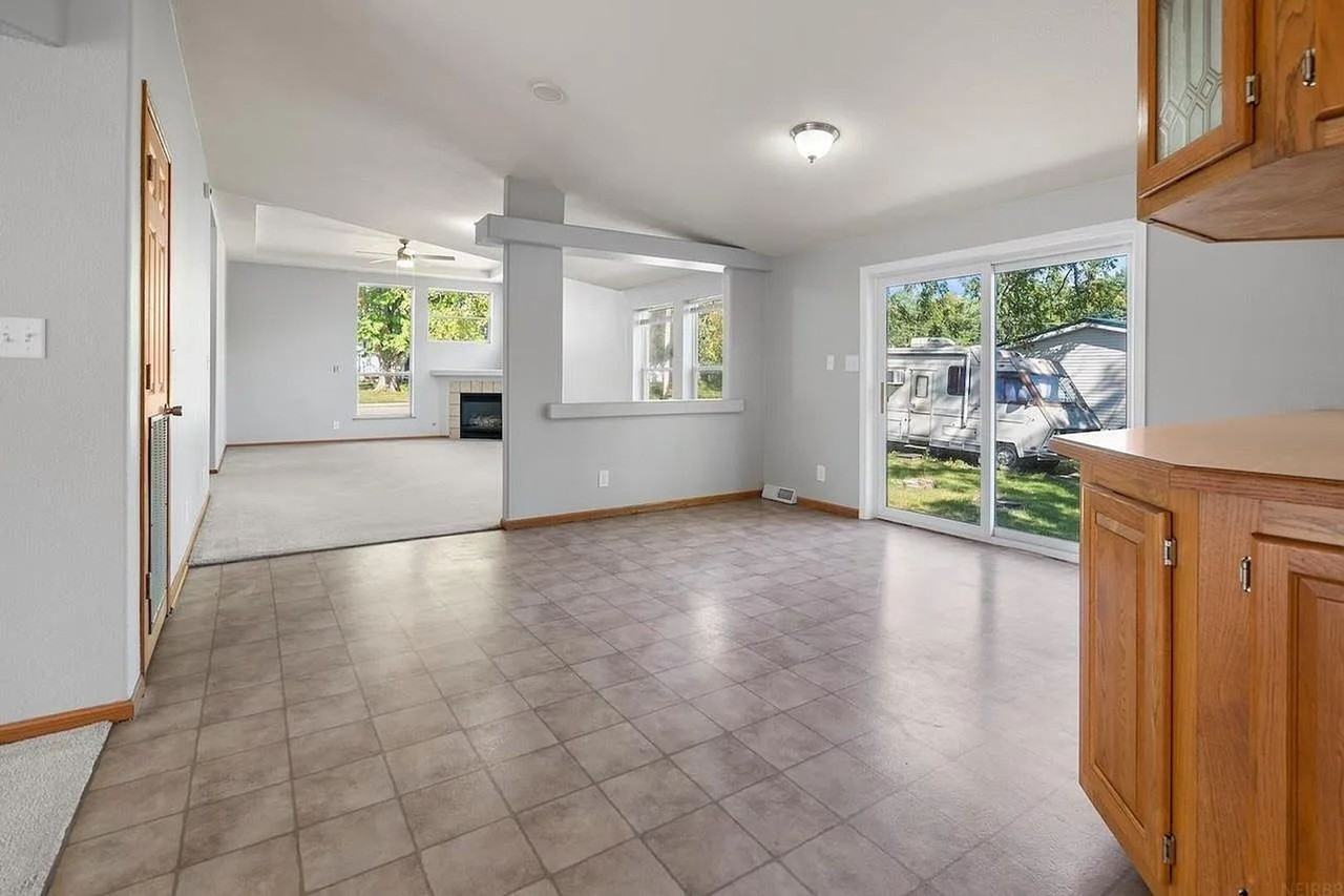510 Wright Ave - Photo 5 of 23