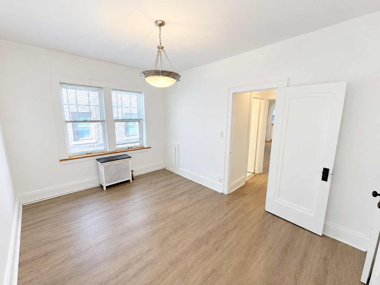 Castle - 12479 Cedar Rd - Photo 4 of 23