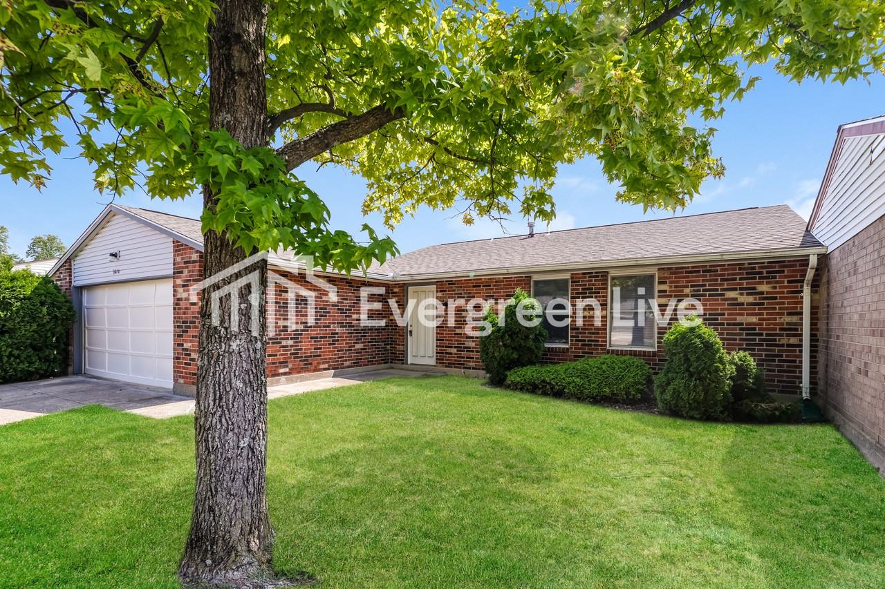 8670 Baton Rouge Dr - Photo 2 of 15