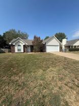 161 Ridgecrest Dr - Photo 1 of 1
