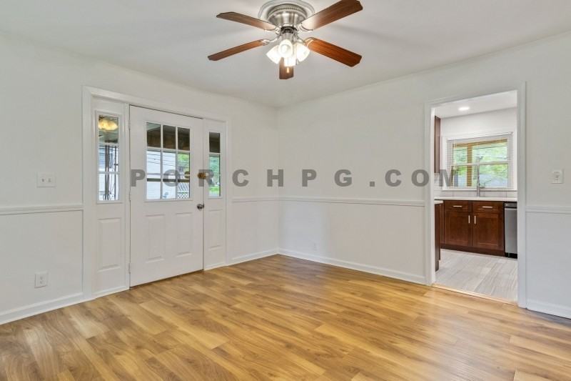 2130 Meadowbrook Ln Se - Photo 4 of 22