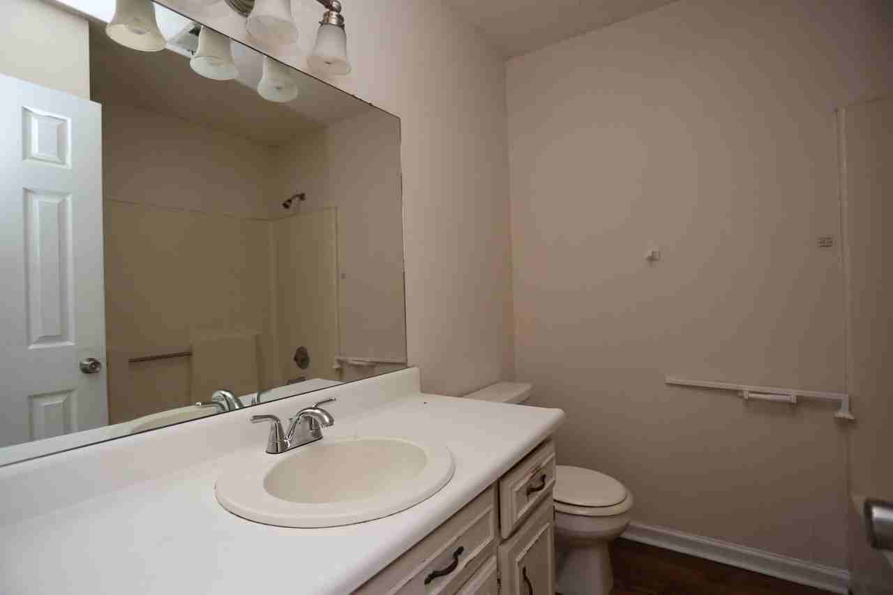 140 Lanier Dr #102 - Photo 2 of 7