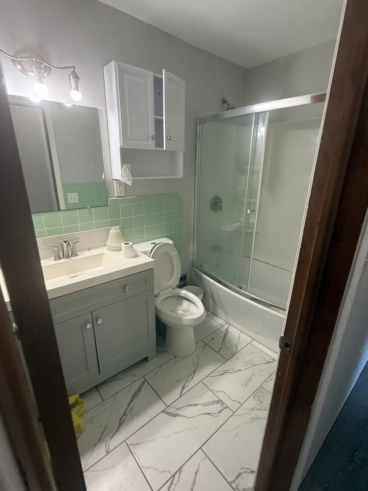 11181 Lagrange Rd - Photo 4 of 8