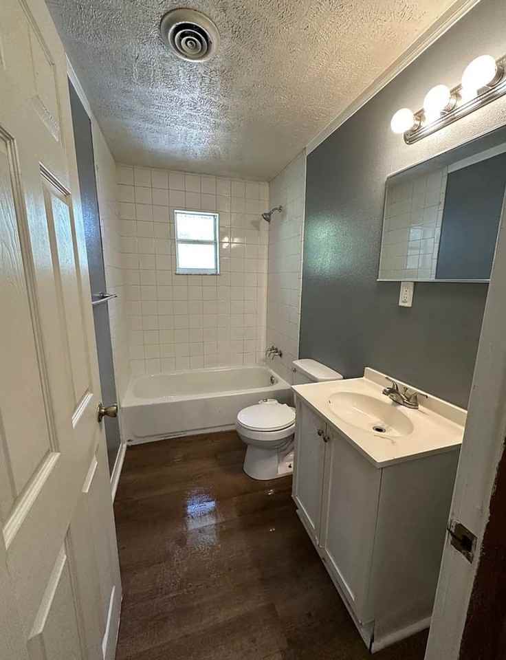 1217 Ne 14th St - Photo 6 of 6