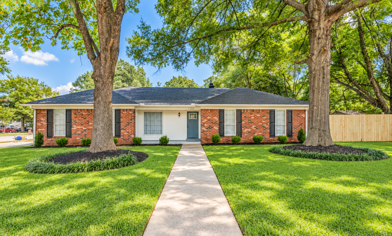 2130 Whitebark Dr - Photo 2 of 33