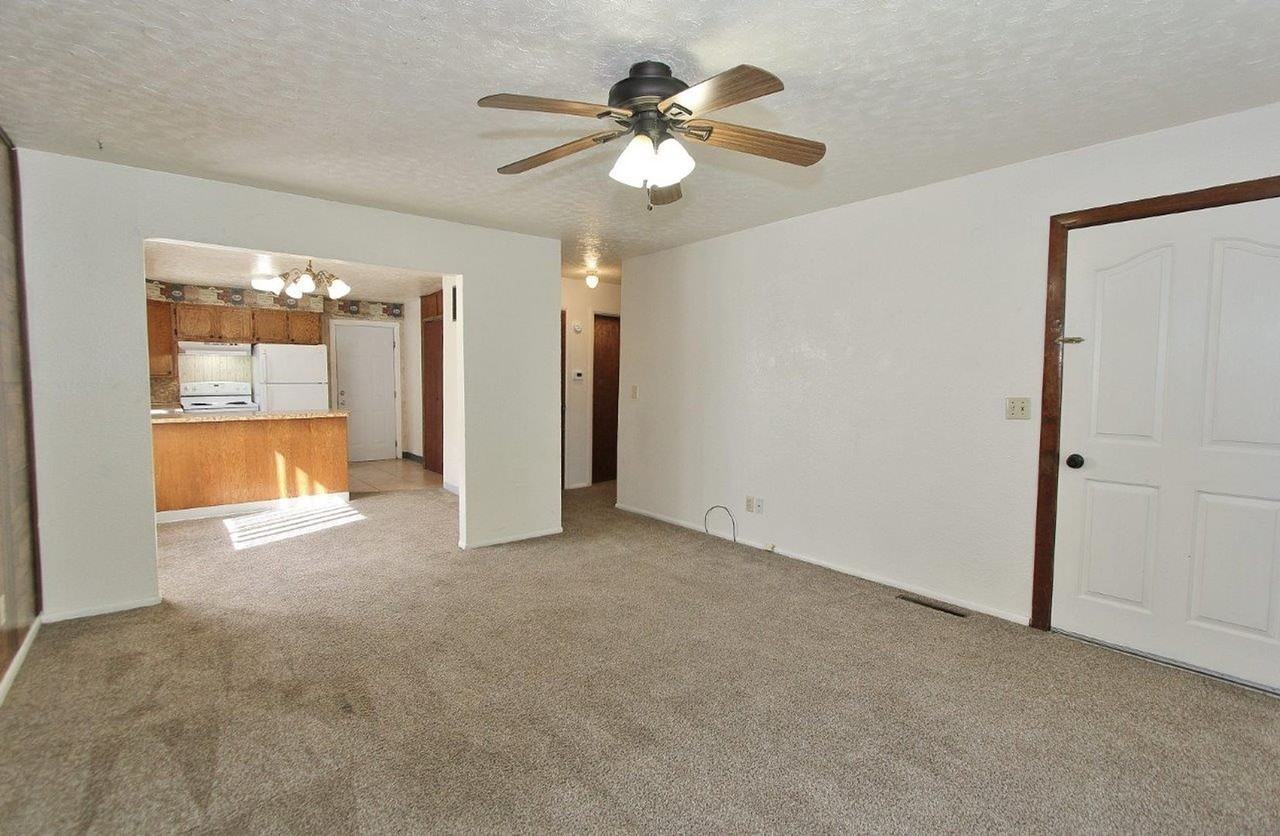 3020 College Ave - Photo 7 of 19