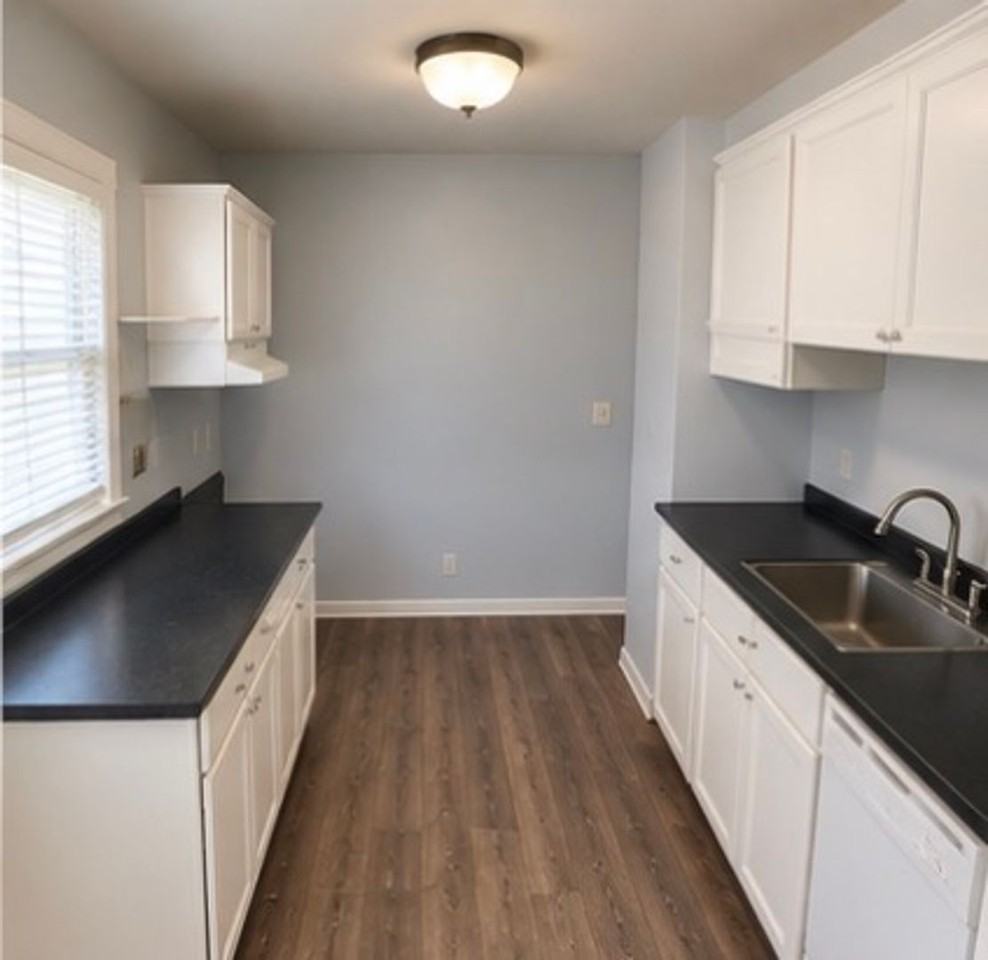 2812 S Price Ave - Photo 4 of 8