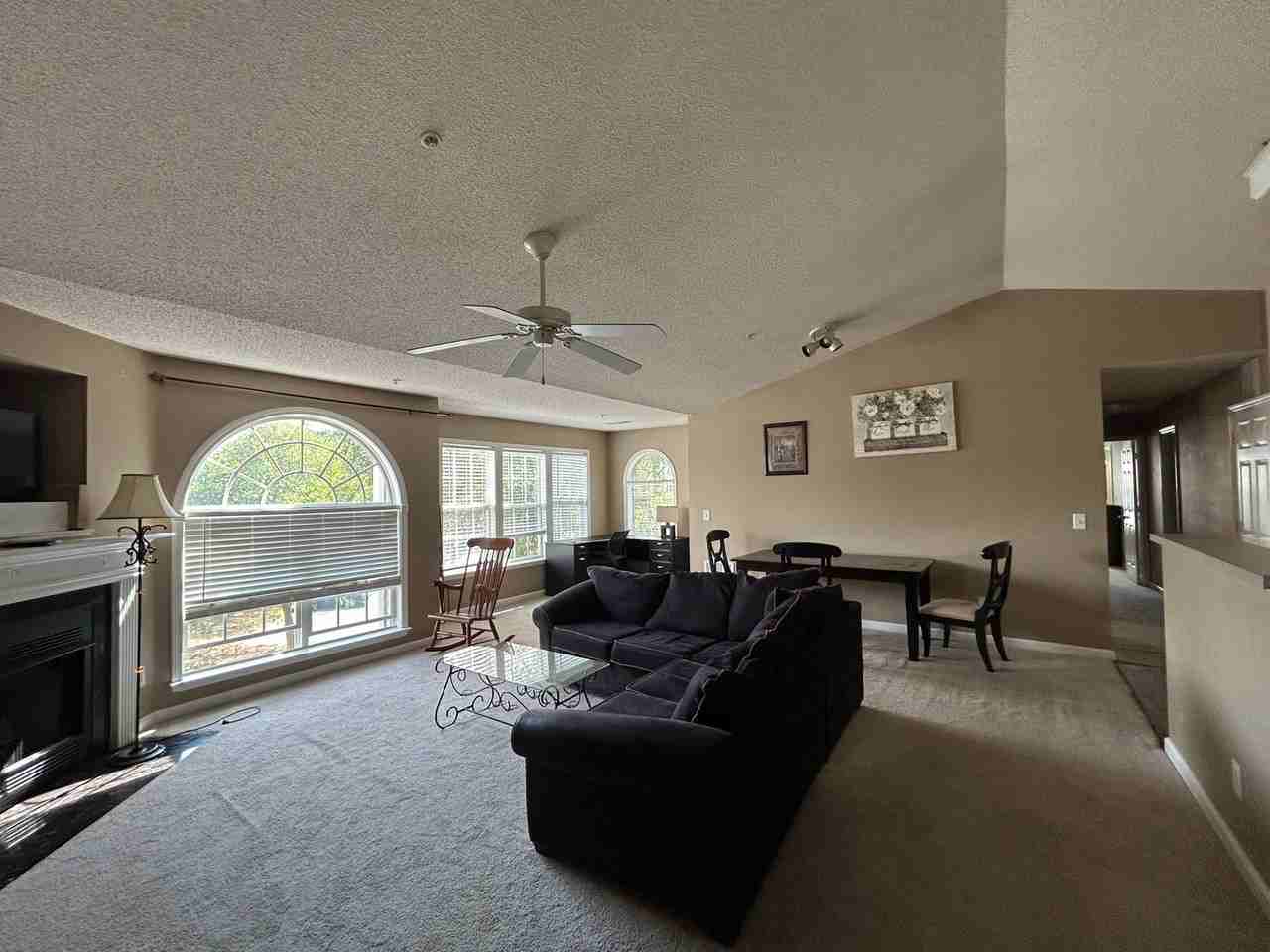 834 Scholastic Dr - Photo 3 of 4